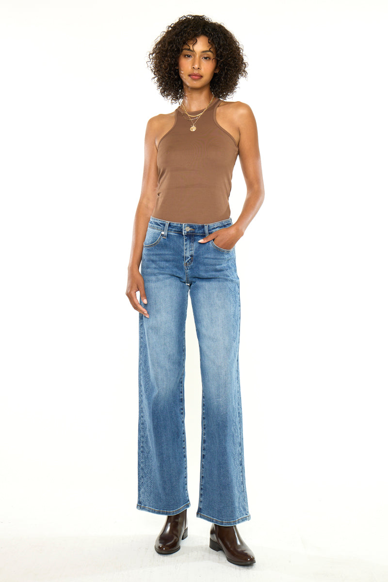 Women's Mid Rise Wide Leg Jeans - Medium Wash