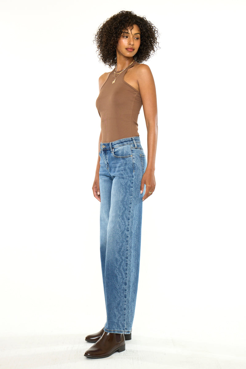Women's Mid Rise Wide Leg Jeans - Medium Wash - view 4