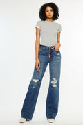 Women's Ultra High Rise 90s Flare Jeans - Medium Wash