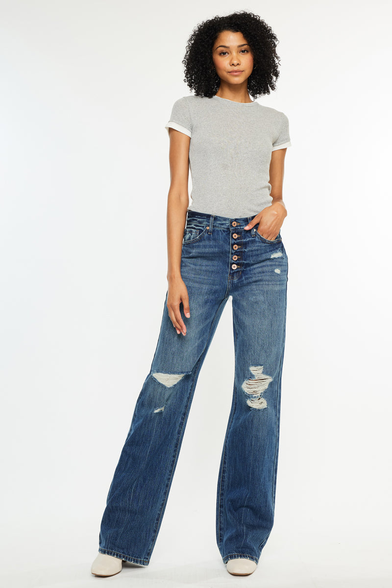 Women's Ultra High Rise 90s Flare Jeans - Medium Wash