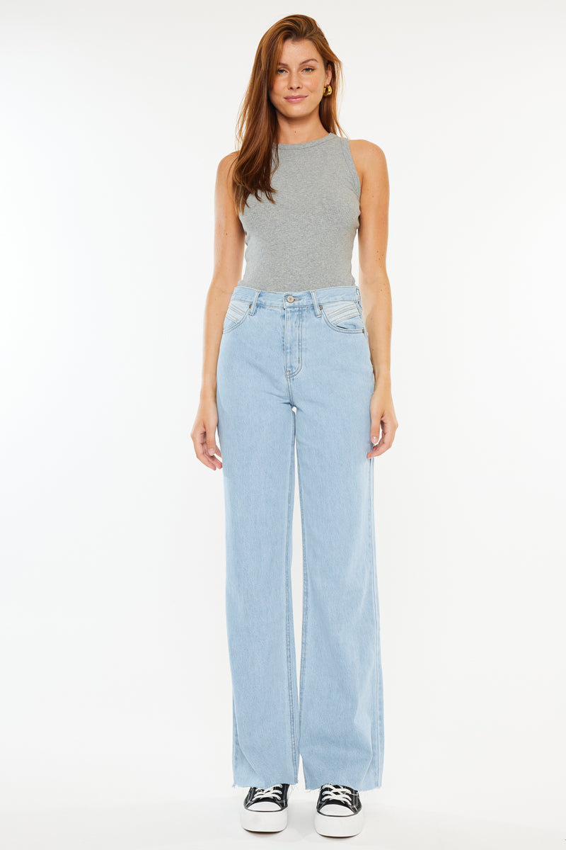 Women's Ultra High Rise 90s Flare Jeans - Light Wash