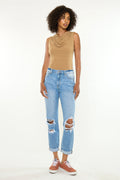Women's Ultra High Rise Mom Jeans - Light Wash